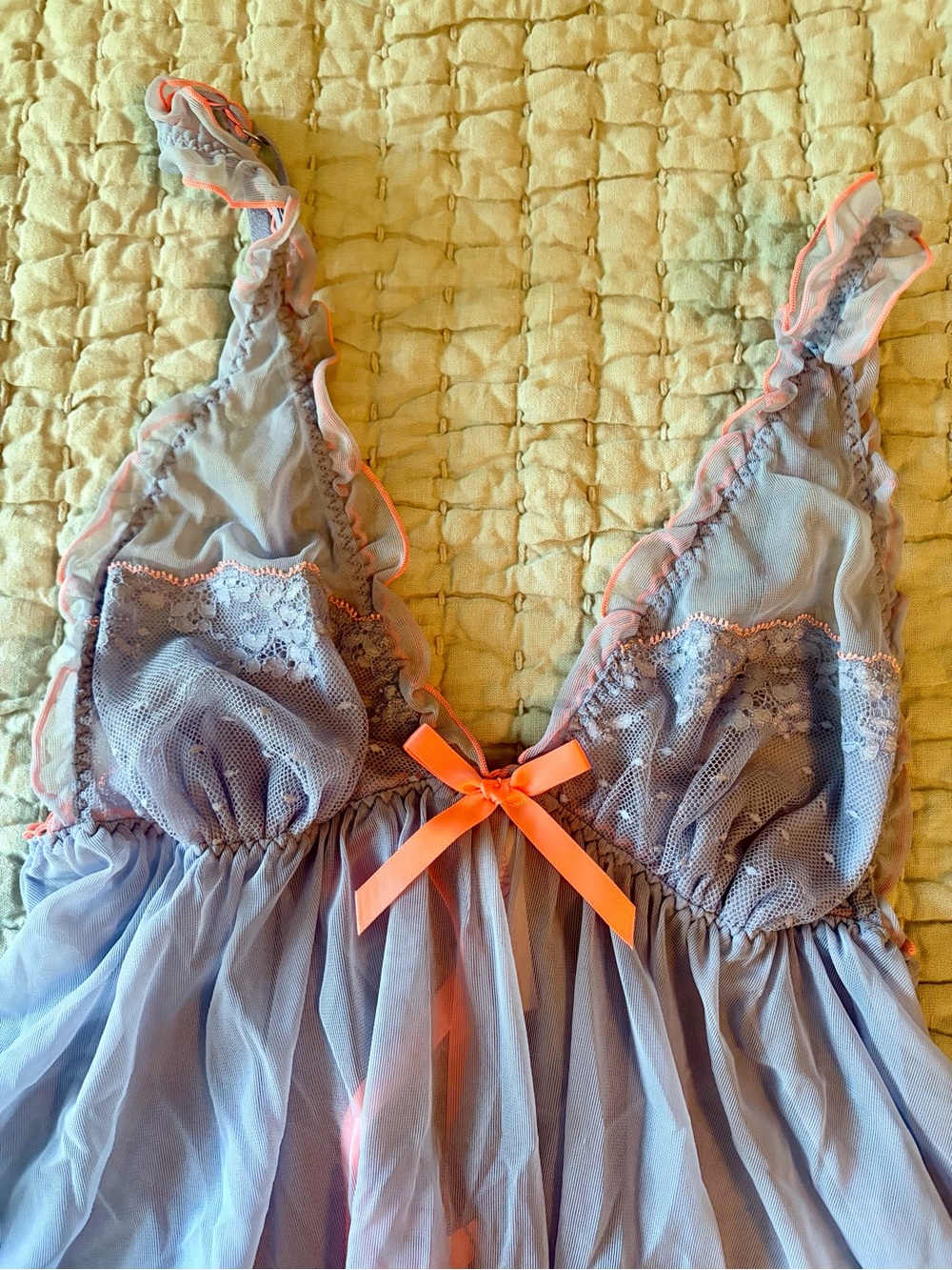 NWOT Victoria’s Secret Babydoll Top - Size M